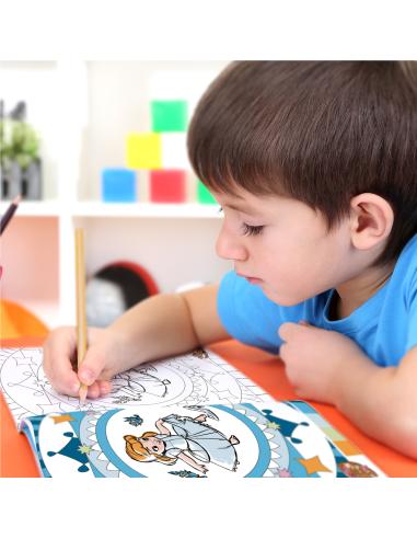 Princesas Disney. Mandalas para colorear más...