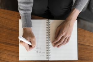 beneficios de escribir a mano